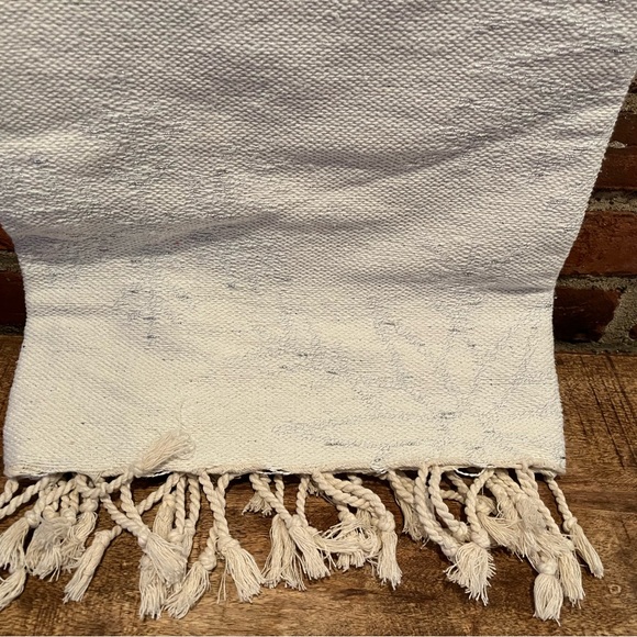 Rachel Zoe White with silver snowflakes new with tags perfect for the holidays - Picture 4 of 9